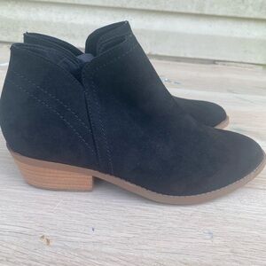 Time and Tru Black Ankle Booties with Brown Heel